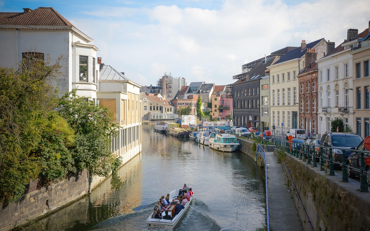 Koopzondag Sas van Gent